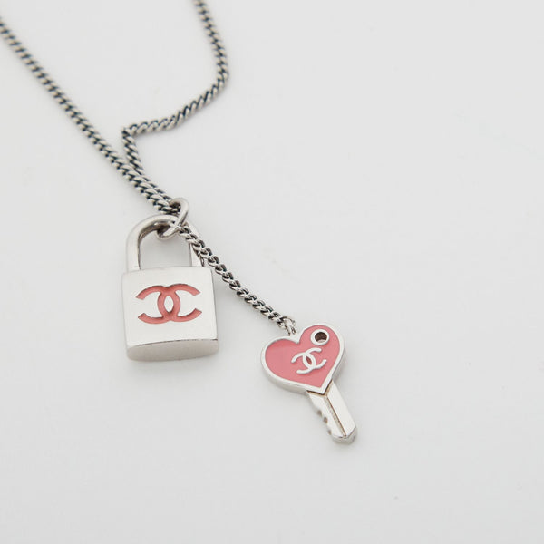 Chanel clearance key necklace