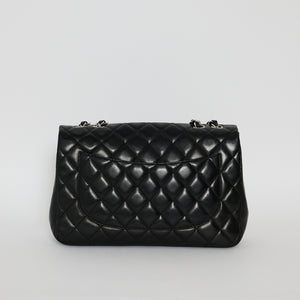 Chanel Jumbo Quilted Flap Bag