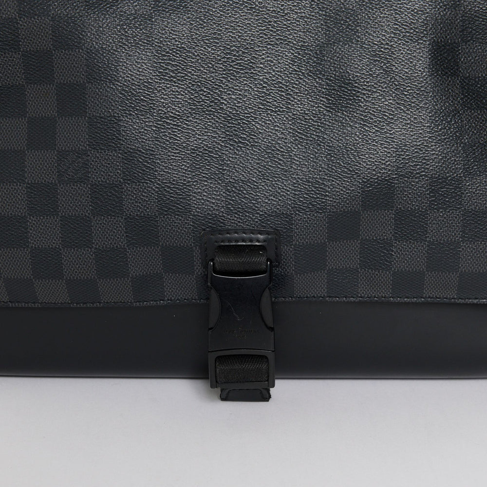 Louis Vuitton Damier Graphite Messenger