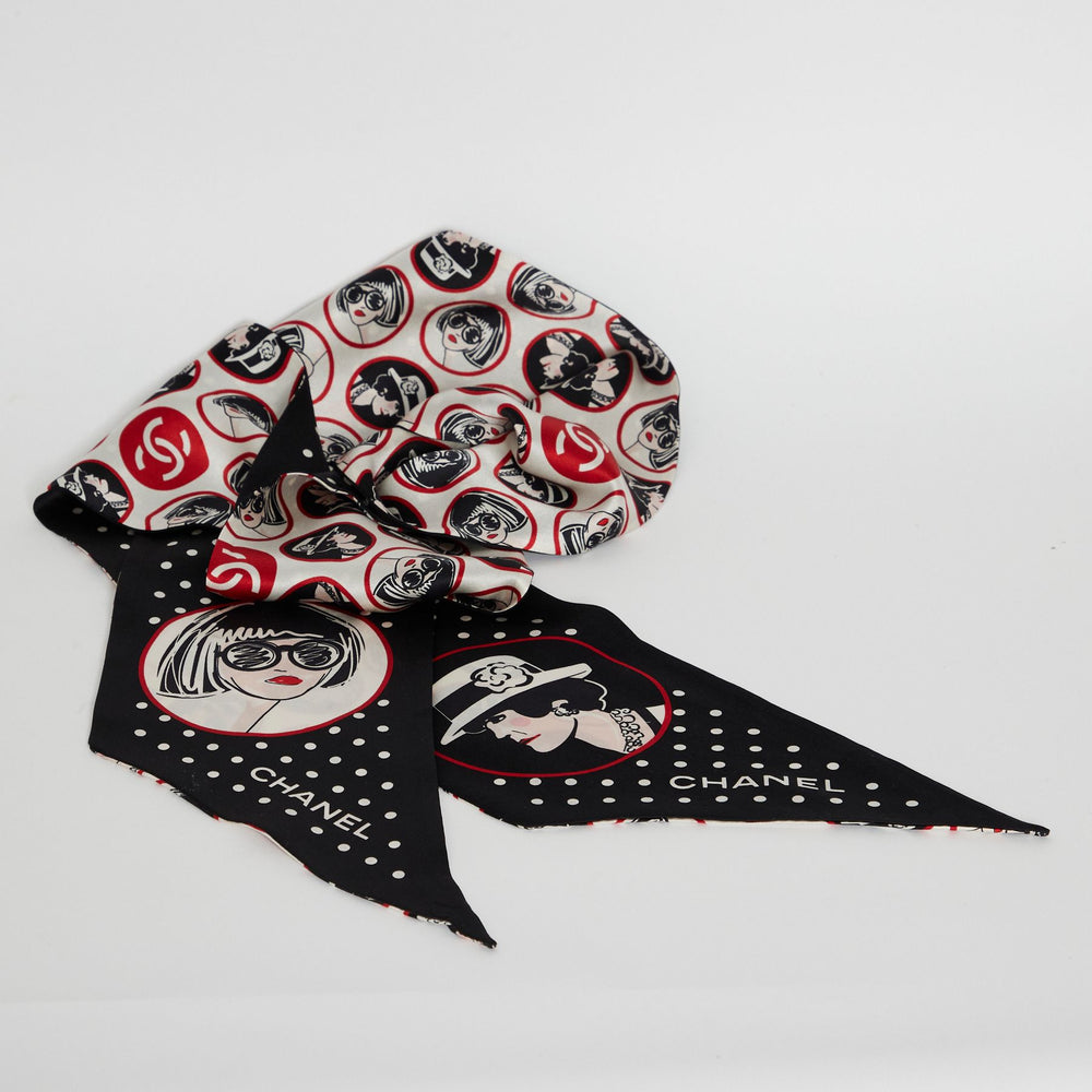 
            
                Load image into Gallery viewer, Chanel Vintage  Foulard Scarf
            
        