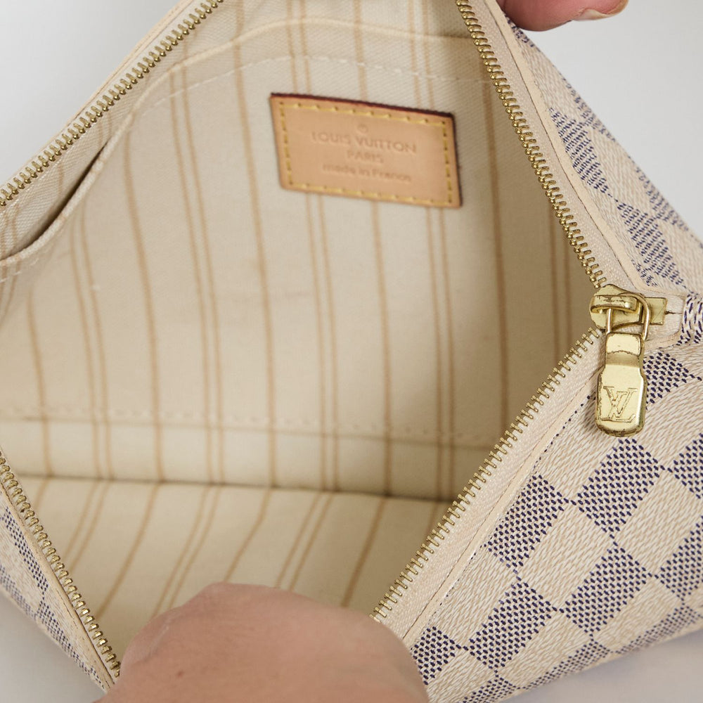 
            
                Load image into Gallery viewer, Louis Vuitton Neverfull Pouch Damier Azur
            
        