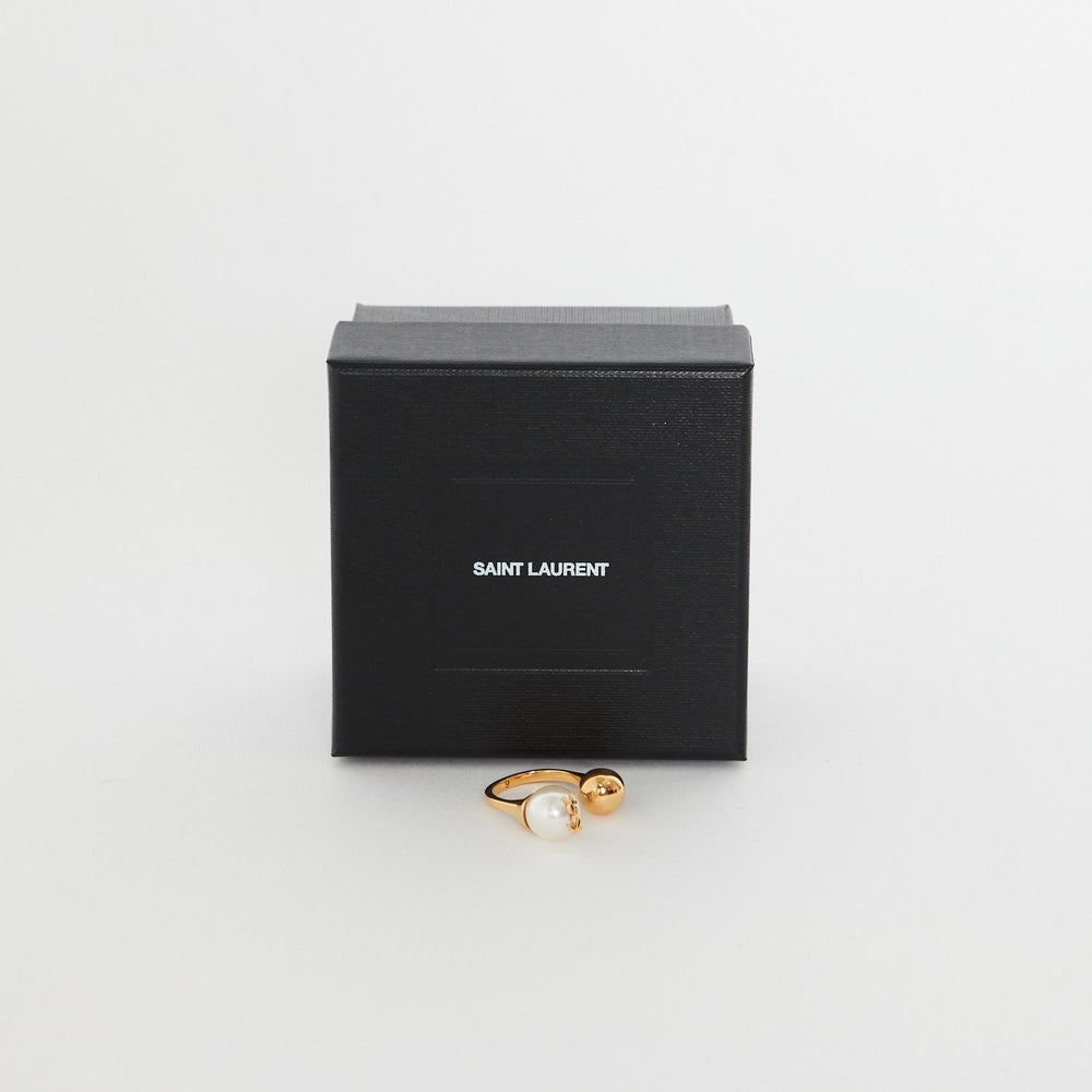 
            
                Load image into Gallery viewer, Saint Laurent Pearl Ring
            
        
