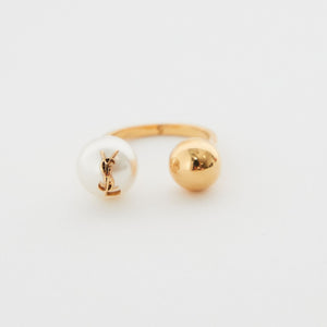 
            
                Load image into Gallery viewer, Saint Laurent Pearl Ring
            
        