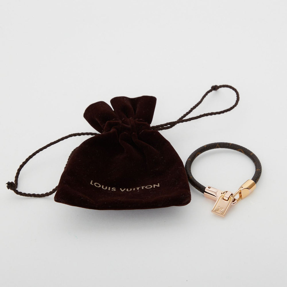 
            
                Load image into Gallery viewer, Louis Vuitton leather Bracelet
            
        