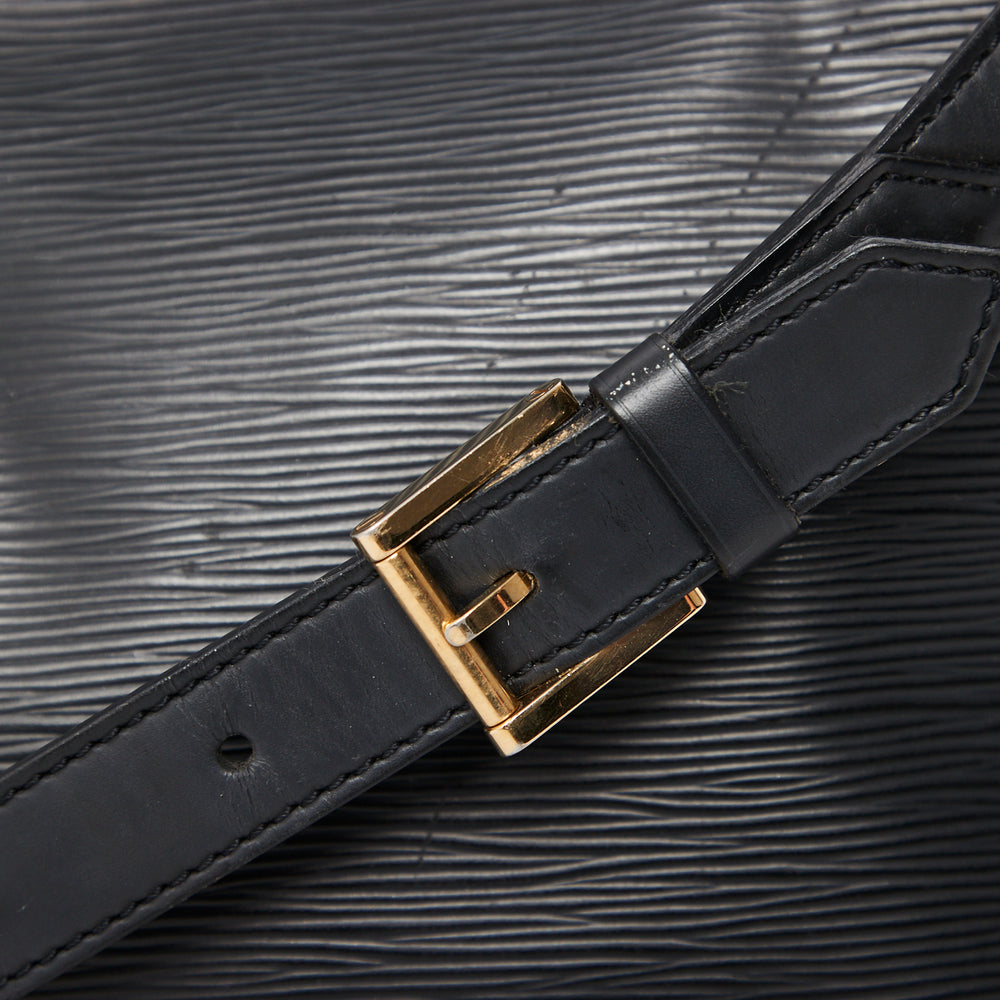 
            
                Load image into Gallery viewer, Louis Vuitton EPI Shoulder Bag
            
        